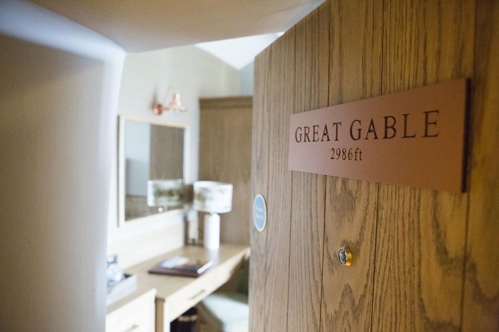 The Queen'S Head Hotel Troutbeck  Экстерьер фото